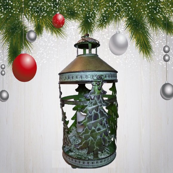Holiday Christmas Decorations Lantern w/Faux Candle Light - Picture 1 of 10